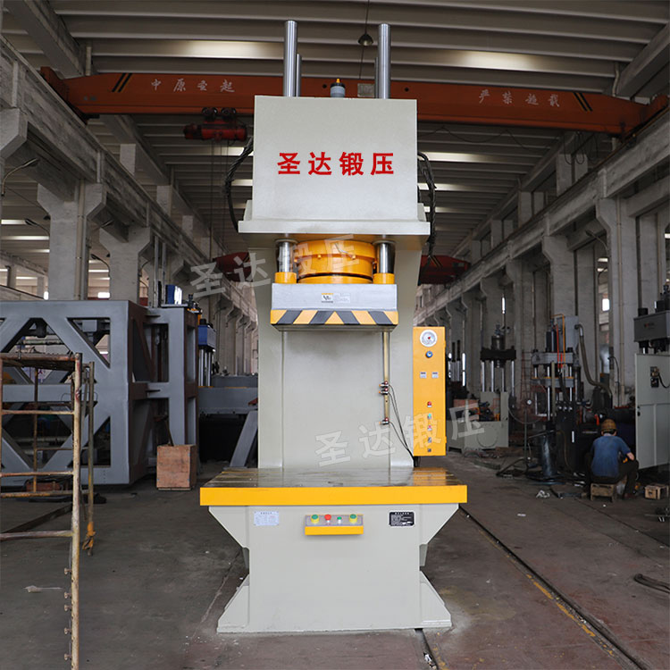 315噸單臂液壓機(jī) 315噸單臂液壓機(jī)