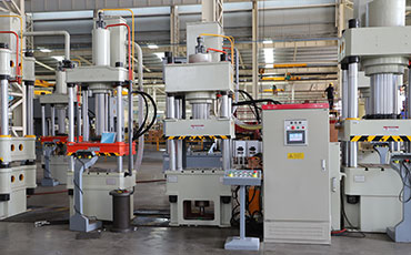 四柱液壓機(jī)的成型效率和精度如何？