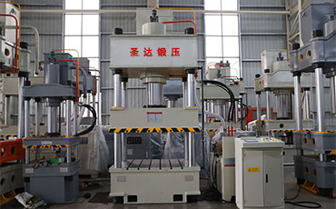 四柱液壓機(jī)工作原理是什么？